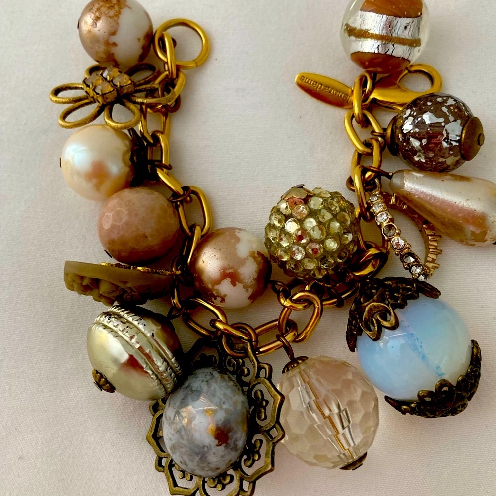 Vintage Lenora Dame Charm Bracelet - Gold Tone With Tone Charms - Picture 3 of 14